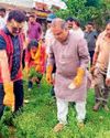 जगदलपुर को स्वच्छ शहर बनाना है : पाण्डेय जगदलपुर को स्वच्छ शहर बनाना है : पाण्डेय1