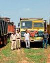 अवैध परिवहन करते 4 वाहन मालिकों के खिलाफ प्रकरण दर्ज5