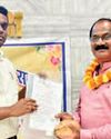 सेवानिवृत्त हुए 25 शासकीय सेवकों को कलेक्टर ने प्रदान किया पेंशन पत्र19