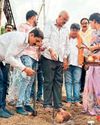 नपाध्यक्ष ने पीजी कालेज के सामने यात्री प्रतीक्षालय का किया भूमिपूजन18