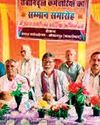 सेवानिवृत कर्मचारियों का शाल, श्रीफल और तिलक वंदन से किया सम्मान9