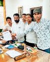 यादव समाज ने दादरपुर की घटना को लेकर कलेक्टर को सौंपा ज्ञापन23