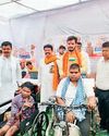 जिपं अध्यक्ष ने ग्रामीणों को दिलाई जल संरक्षण एवं पौधारोपण की शपथ समस्या समाधान शिविर में जरूरतमंदों को वितरित की गई ट्राईसाइकिल, दी जानकारी1