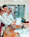 मुख्यमंत्री के नाम यादव समाज ने सौंपा कलेक्टर को ज्ञापन15