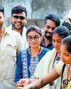 नई जेसीबी मशीन की महिला पार्षदों ने पूजा कर शहर के लिए किया समर्पित11