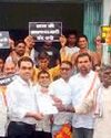 खाद की कमी को लेकर किसान परेशान पटेवा सोसायटी में कांग्रेस ने किया प्रदर्शन3