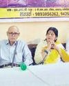 भूल चुके हम पाती वो नेह की, पिता के प्यार और मां के स्नेह की...26
