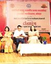 नूतन कॉलेज में नवप्रवेशित छात्राओं का तिलक और पुष्पवर्षा कर किया स्वागत13