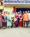 मुख्यमंत्री के नाम जिला प्रशासन को सौंपा चेतावनी से पूर्ण ज्ञापन योजना क्रियान्वयन में प्रदेश को अग्रणी कराने वाले पटवारी ही उपेक्षितः पटवारी संघ5