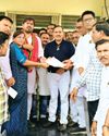 जीतू पटवारी पर दर्ज एफआईआर का विरोध कांग्रेसियों ने राज्यपाल के नाम एसडीएम को सौंपा ज्ञापन जीतू पटवारी पर दर्ज एफआईआर का विरोध कांग्रेसियों ने राज्यपाल के नाम एसडीएम को सौंपा ज्ञापन7
