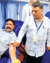 एसबीआई की वर्षगांठ पर लगा रक्तदान शिविर एसबीआई की वर्षगांठ पर लगा रक्तदान शिविर11