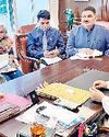 स्वास्थ्य सेवाओं को मजबूत करने के लिए जवाबदेही तय हो : आरती7