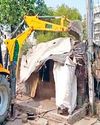 दिल्ली : झुग्गियों में उलझा पक्ष-विपक्ष23