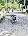 प्रशासन से ध्यान देने की मांग वीवीआईपी इलाके की टूटी सड़क बनी लोगों के लिए मुसीबत प्रशासन से ध्यान देने की मांग वीवीआईपी इलाके की टूटी सड़क बनी लोगों के लिए मुसीबत