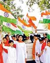 कन्या गुरुकुल की छात्राओं ने निकाली तिरंगा यात्रा13