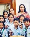 एचकेएसडी स्कूल के छात्रों ने कराटे में जीते 25 मेडल एचकेएसडी स्कूल के छात्रों ने कराटे में जीते 25 मेडल