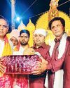 जागरण में कलाकारों ने मां भगवती के भजनों का किया गुणगान12