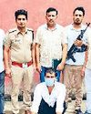 हत्या मामले में फरार 5 हजार का इनामी बदमाश गिरफ्तार5