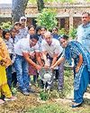 भाषा उत्सव के प्रतिभगियों ने किया पौधरोपण11