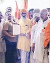 किसानों ने की कालाबाजारी रोकने की मांग, कृषि उपनिदेशक को ज्ञापन4