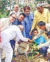भाविप ने किया पौधरोपण8