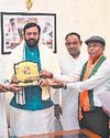 मुख्यमंत्री सैनी को मांगपत्र सौंपा8