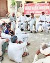 पुलिस का नशा तस्करों पर धावा12