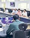 अनुपस्थित रहने पर तीन अधिकारियों को नोटिस अनुपस्थित रहने पर तीन अधिकारियों को नोटिस