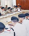 एसपी आस्था मोदी की अध्यक्षता में क्राइम मीटिंग का आयोजन क्राइम- करप्शन पर जीरो टॉलरेंस की नीति हर हाल में सुनिश्चित करें9