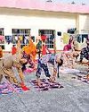 आयुष विभाग ने जिला जेल में बंदियों को करवाया योग16