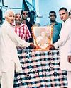 अखंड भारत बनाने में राजीव गांधी का योगदान अहम अखंड भारत बनाने में राजीव गांधी का योगदान अहम