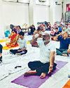 नियमित योगाभ्यास करके शारीरिक व मानसिक रूप से रह सकते स्वस्थः मेयर5