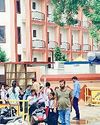 ग्रीष्म अवकाश के बाद स्कूलों में लौटी रौनक16