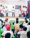 नुक्कड़ नाटक के जरिए बंदियों को उनके अधिकारों के प्रति किया जागरुक15