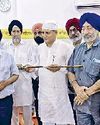 पूर्व शिक्षा मंत्री को किया सम्मानित13