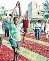 उपायुक्त ने आमजन से किया आह्वान अंतरराष्ट्रीय योग दिवस के कार्यक्रमों में करें अधिक से अधिक भागीदारीः डीसी12