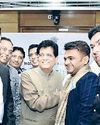 मंत्री पीयूष गोयल ने गैलेक्सी बासमती चावल के मुनीश गोयल को किया सम्मानित मंत्री पीयूष गोयल ने गैलेक्सी बासमती चावल के मुनीश गोयल को किया सम्मानित