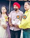 सदाबहार गीतों से भरी महफिल सजाई एमबीकेसी ने सदाबहार गीतों से भरी महफिल सजाई एमबीकेसी ने