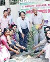 आर्य पीजी कॉलेज में पौधे रोप कर मनाया विश्व पर्यावरण दिवस16