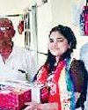 टॉपर सावी को सम्मानित किया टॉपर सावी को सम्मानित किया