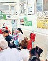 लाइन में लगने के बाद एक घंटे बाद मिला मरीजों को उपचार ओपीडी की छुट्टी, आपातकालीन कक्ष में लगी मरीजों की लाइन1