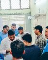 डेढ़ माह से एंबुलेंस कर्मियों को नहीं मिला वेतन, लगाई गुहार15