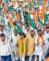 ऑपरेशन सिंदूर : सेनाओं के सम्मान में लोग नतमस्तक ऑपरेशन सिंदूर : सेनाओं के सम्मान में लोग नतमस्तक