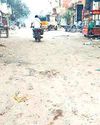 रेलवे रोड की हालात खस्ता होने के कारण लोगों को उठानी पड़ रही परेशानी2