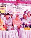 किसान विभागीय स्कीमों का प्रयोग करके बढ़ाएं अपनी आमदनीः धर्मवीर सिंह13