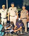 8.69 ग्राम हेरोइन सहित तीन काबू