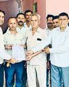 कर्मचारियों ने फायर अधिकारी को सौंपा ज्ञापन20