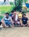 फतेहाबाद में सड़क निर्माण के लिए सड़क पर बैठे ग्रामीण, बोले- कभी मिट्टी डाली तो कभी पत्थर, डेढ साल में नहीं बन पाई रोड14