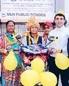 मोतीलाल स्कूल में 10वीं व 12वीं में उत्कृष्ट प्रदर्शन करने वाले छात्रों को सम्मानित किया मोतीलाल स्कूल में 10वीं व 12वीं में उत्कृष्ट प्रदर्शन करने वाले छात्रों को सम्मानित किया