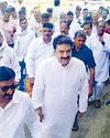 कार्यकर्ताओं से मिले पूर्व सांसद17